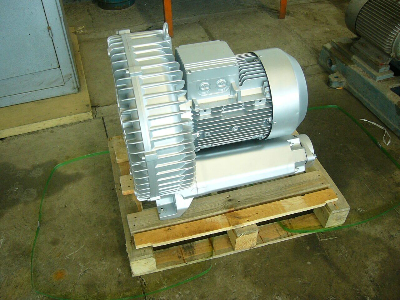 GHBG 010 36 3R6 7.5kW(10hp) Regenerative Blowers and Vacuum Pumps